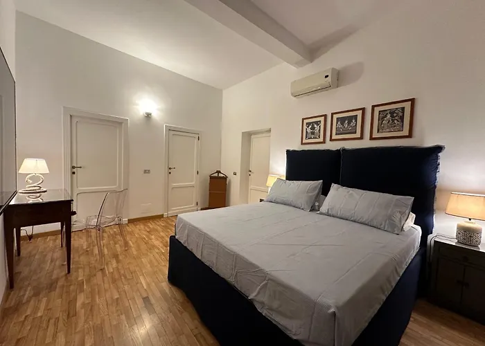 Апартаменты House Of The Sun In Trastevere *